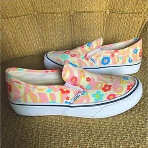 Vans Groovy Floral Slip-On VR3